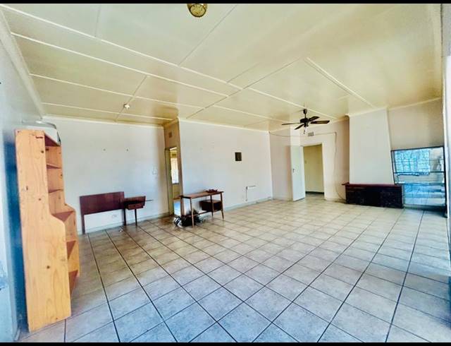 3 BEDROOM HOUSE FOR SALE IN VANDERBIJLPARK CE 1